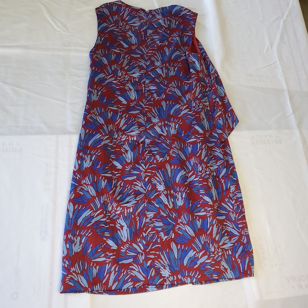 Banana Republic Ruffled Front Dress 2 - Picture 2 of 3
